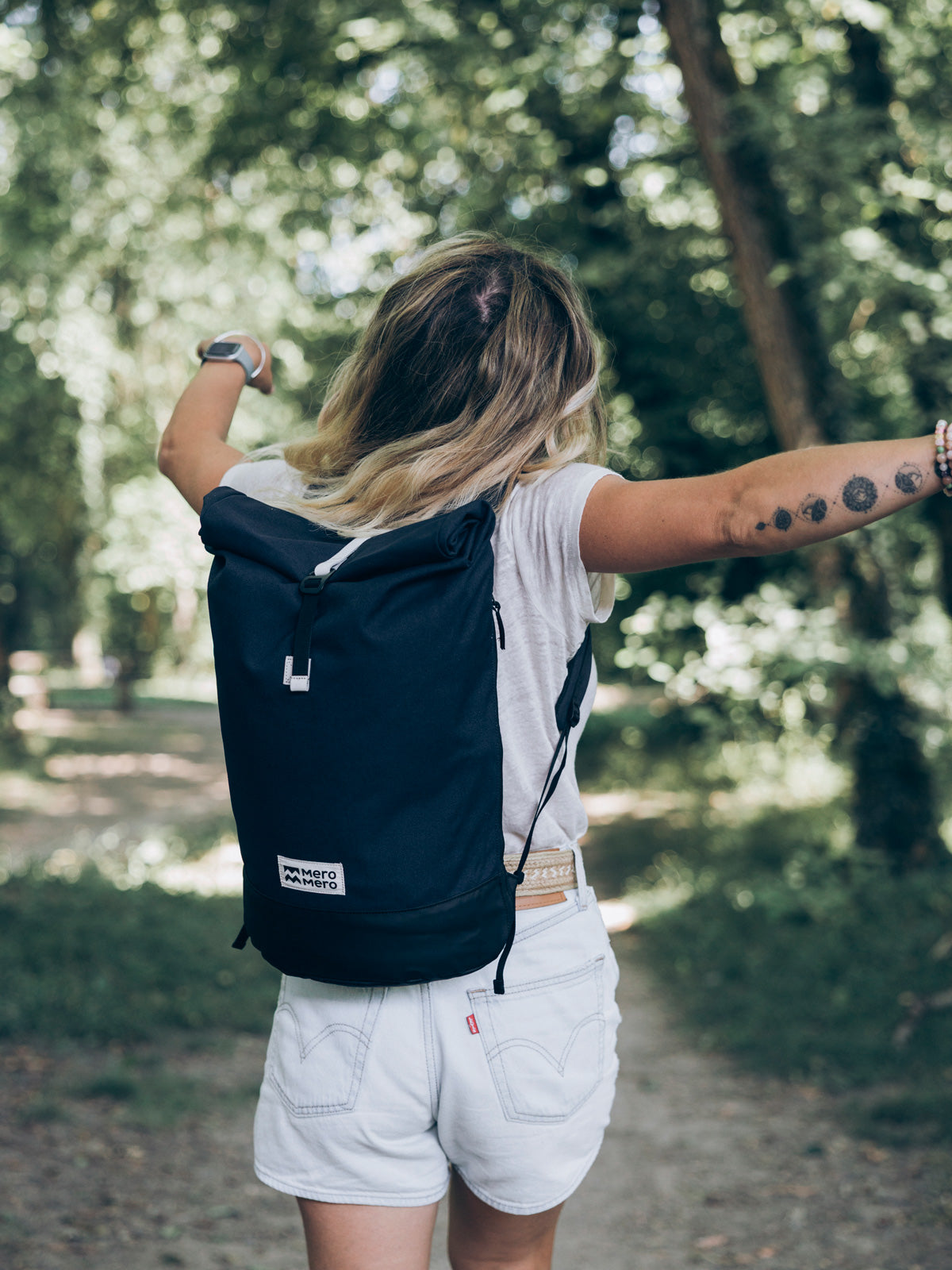 Navy Blue / Cream
