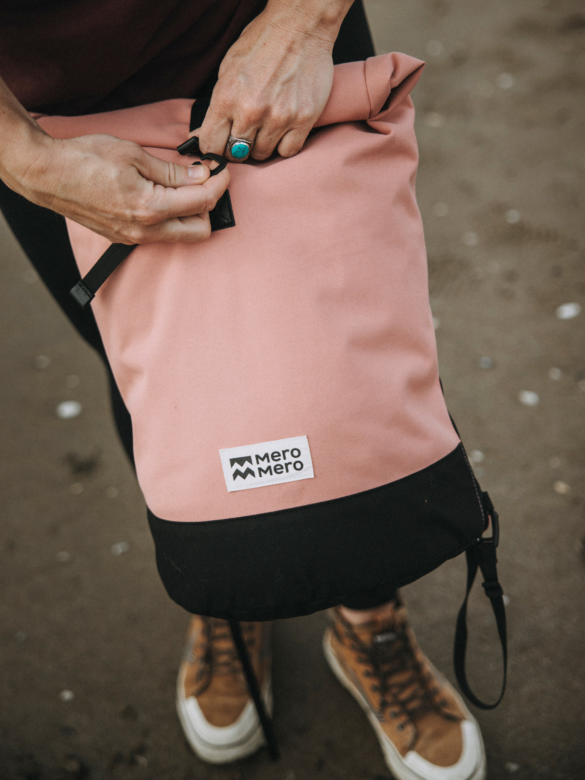 Blossom Pink / Black