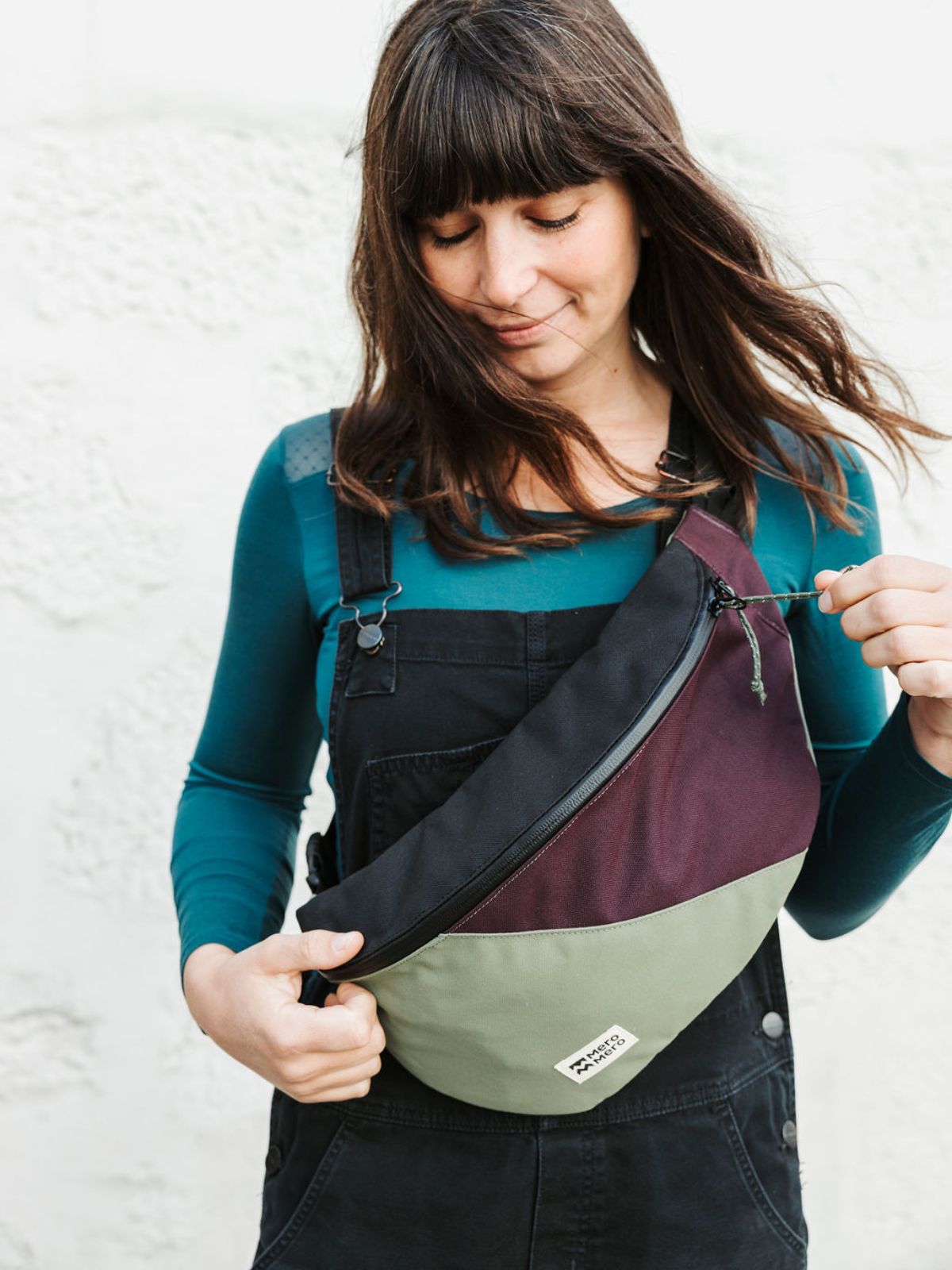 Dark Grey / Cypress Green / Aubergine