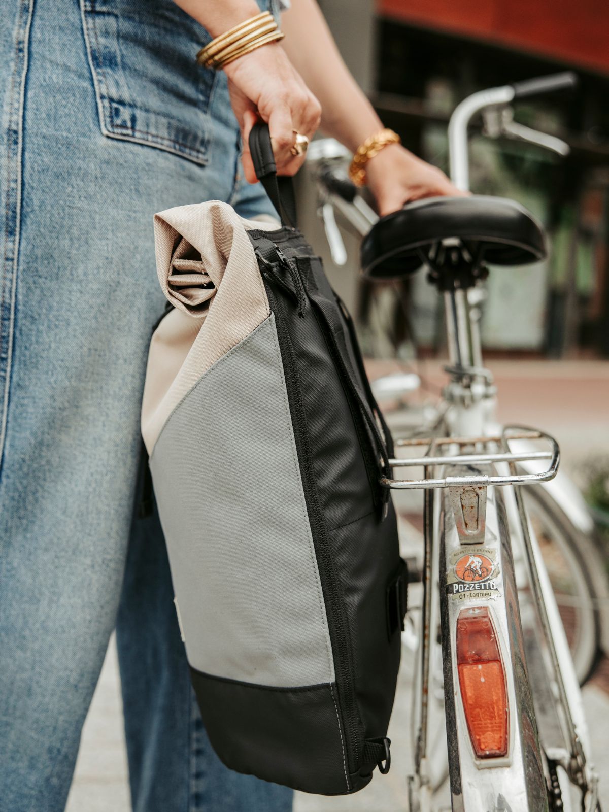 Sand / Dark Grey / Stone Grey