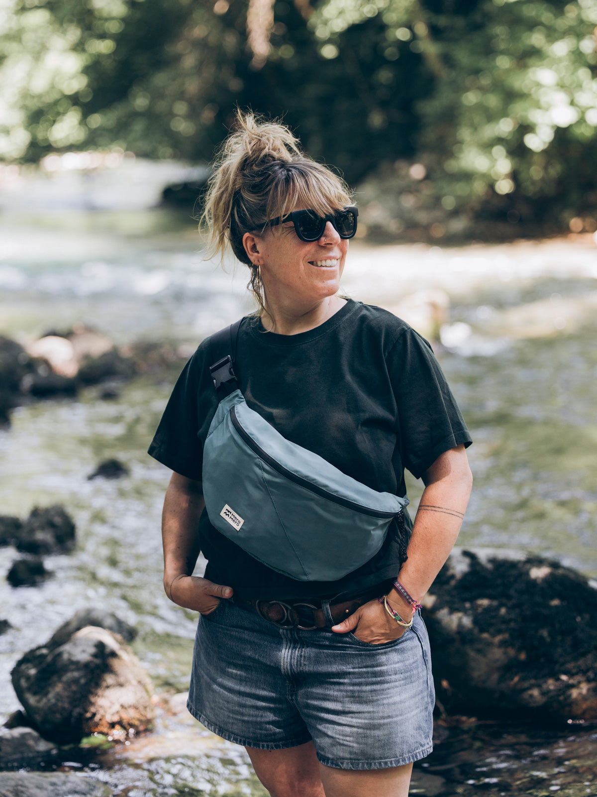 HOIAN LIGHT hip bag